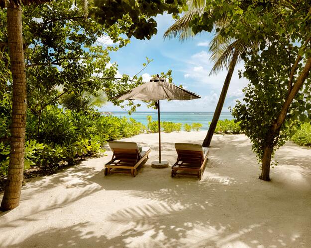 Beach Villa Sun Lounges