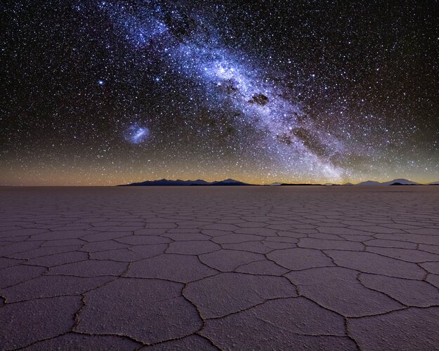 Salzwüste mit Sternenhimmel