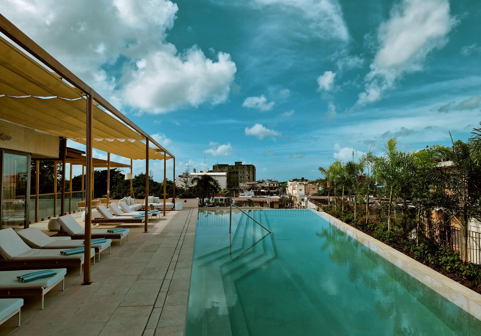Kimpton Las Mercedes Pool