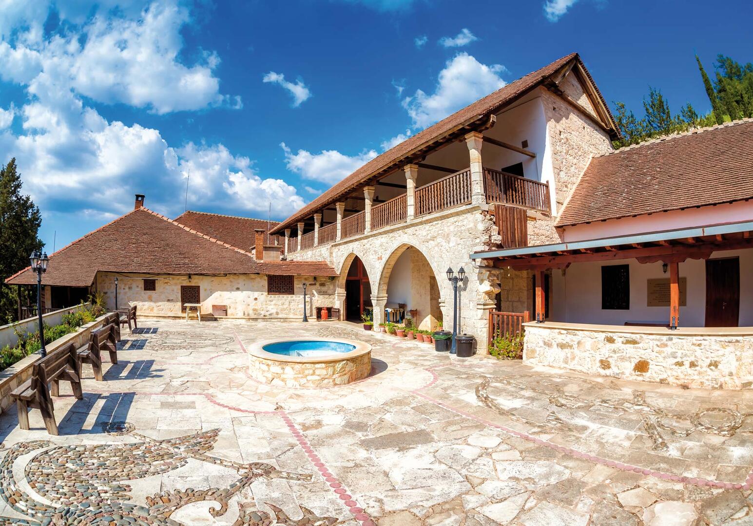 Zypern Kloster der Panagia Chrysorrogiatissa