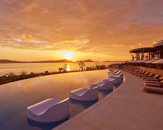 Mandarin Oriental, Costa Navarino