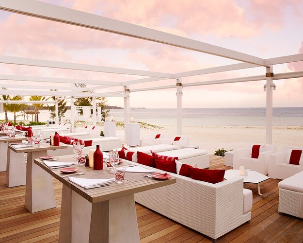 LUX* Belle Mare Außenbereich