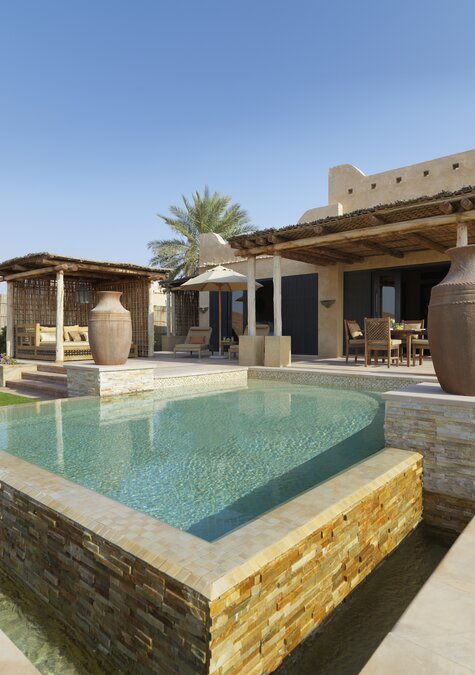 Qasr al Sarab Desert Resort by Anantara Pool