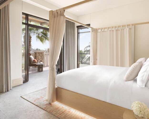 Signature Palm Suite