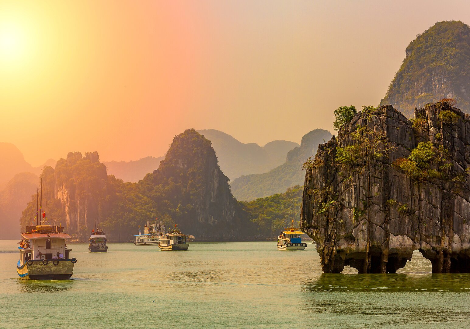 Kalkfelsen Ha Long Bay Vietnam