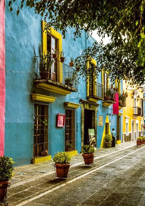 Mexiko - Bunte Seitenstrasse