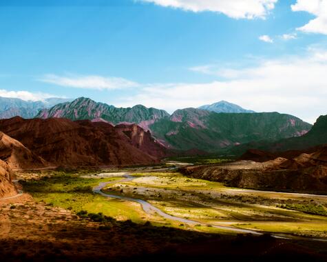 Suedamerika - Ausblick auf die Weinplantagen