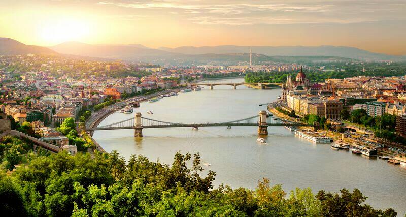 Amadeus Queen Silvesterkreuzfahrt Donau