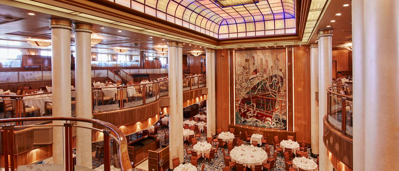 Britannia Restaurant – eines der im Kreuzfahrtpreis enthaltenen À-la-carte-Restaurants