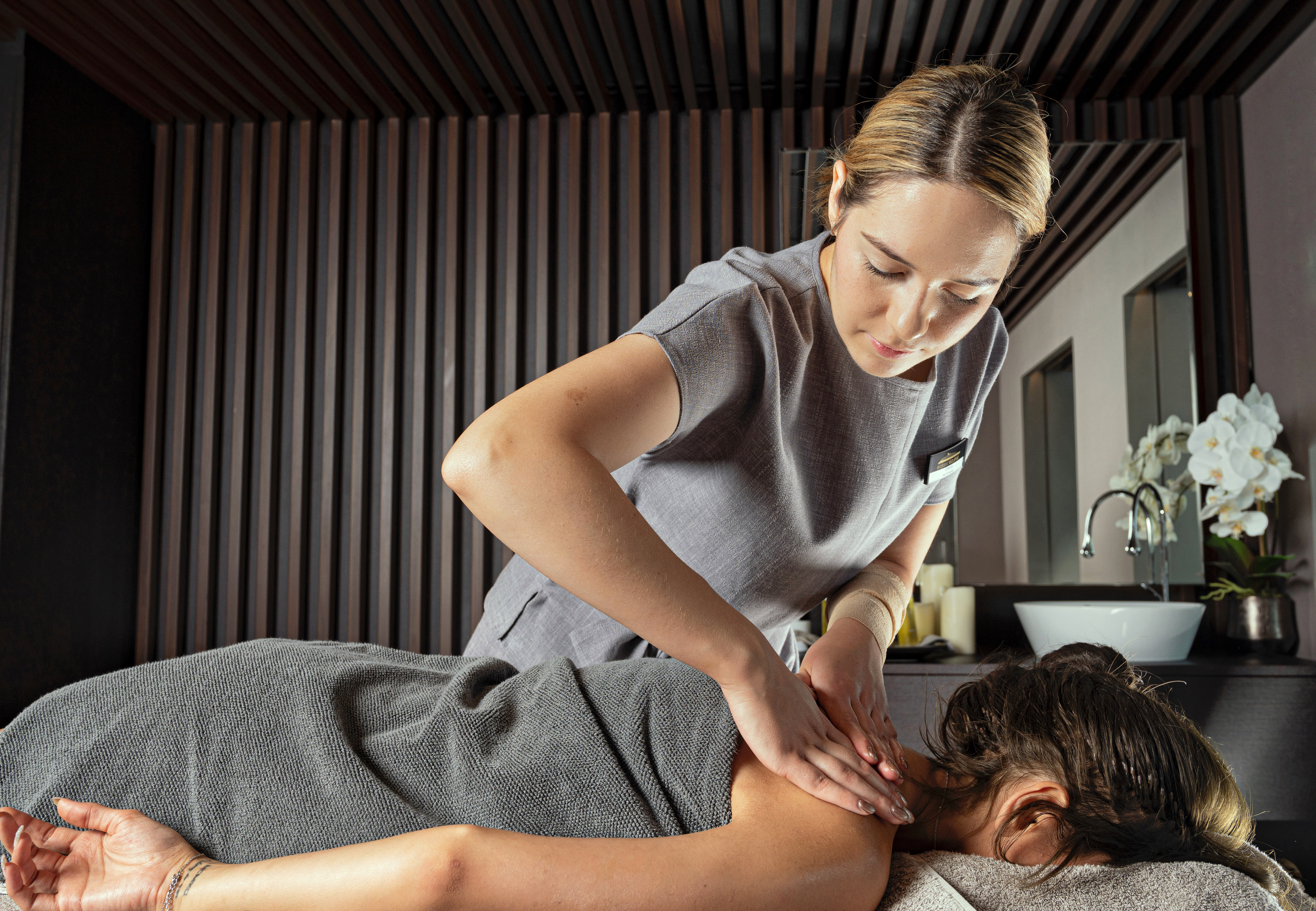 Gönnen Sie sich eine Massage im Spa