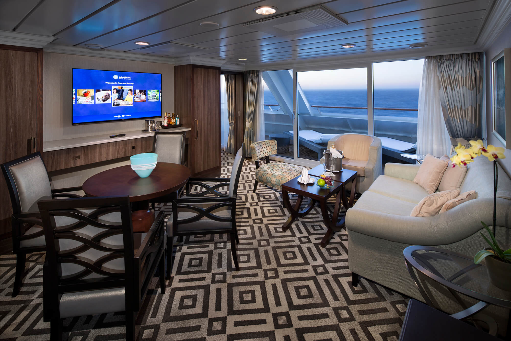 SUITE