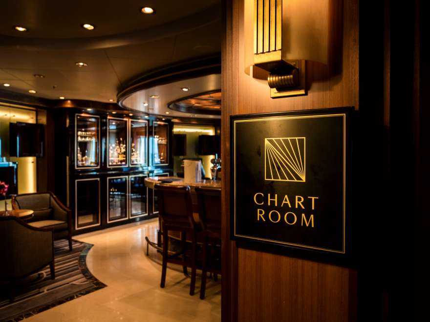 Genießen Sie das Ambiente in der eleganten Champagne Lounge