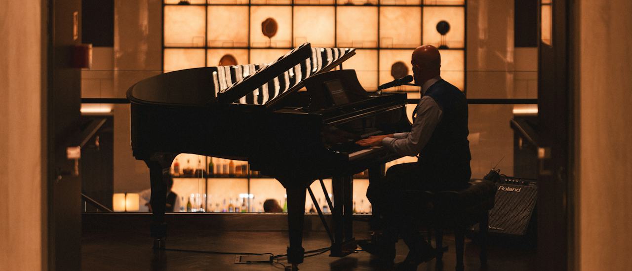 Die Pianobar
