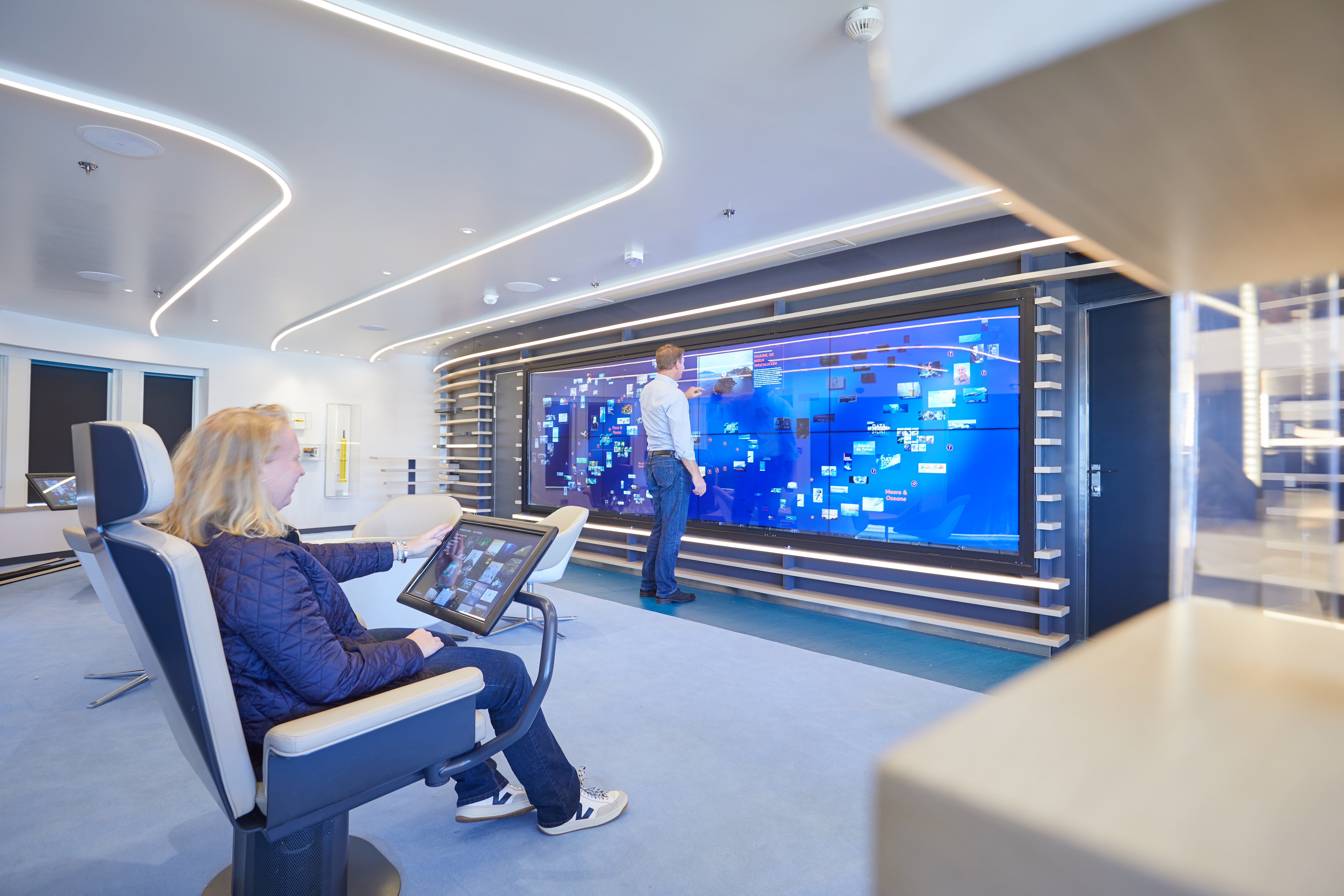 In der hochmodernen Ocean Academy erfahren Sie mehr über die Orte, die Sie besuchen werden.