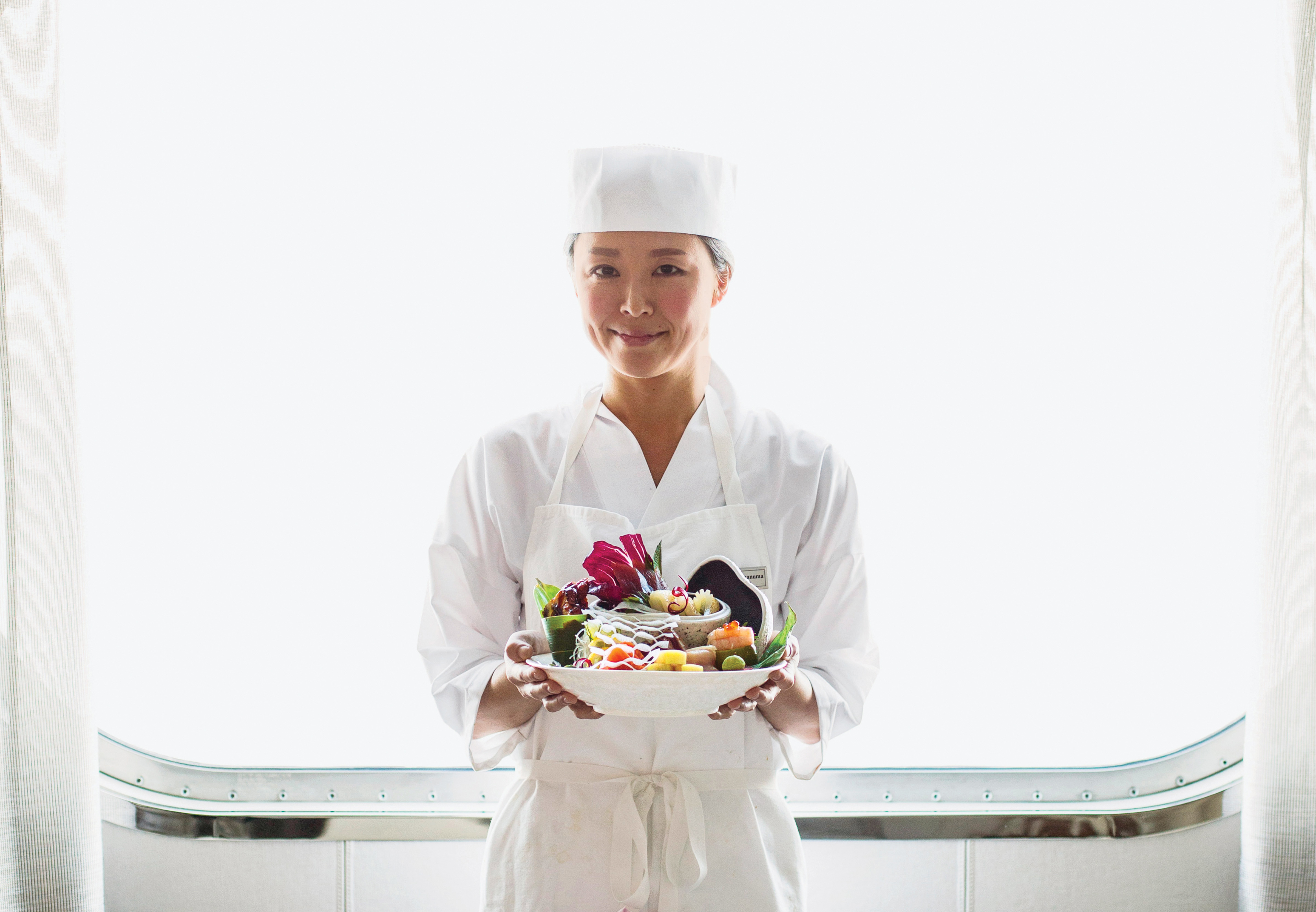 Der Club bietet jeden Abend Sushi auf Bestellung an