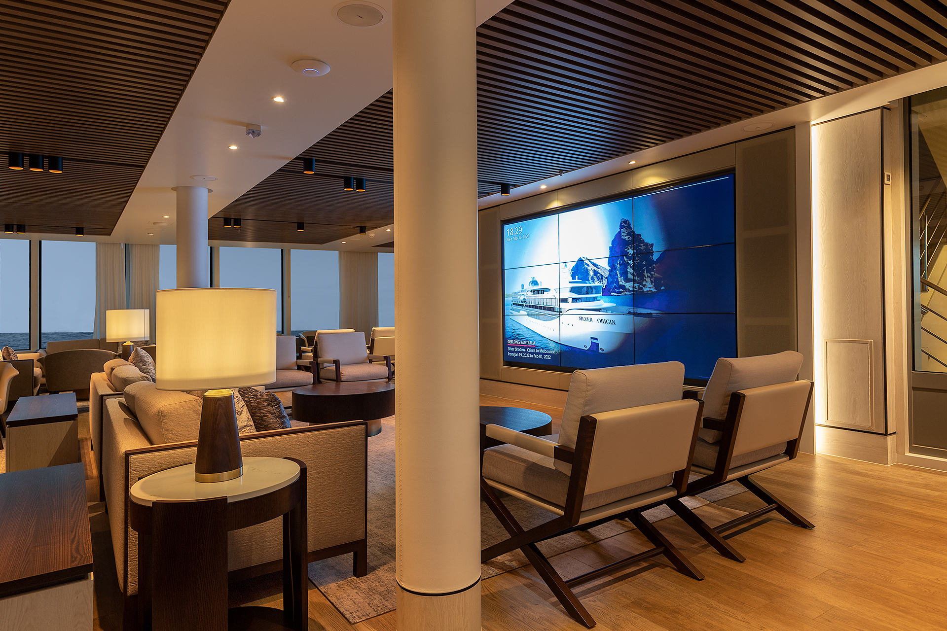 Explorer-Lounge