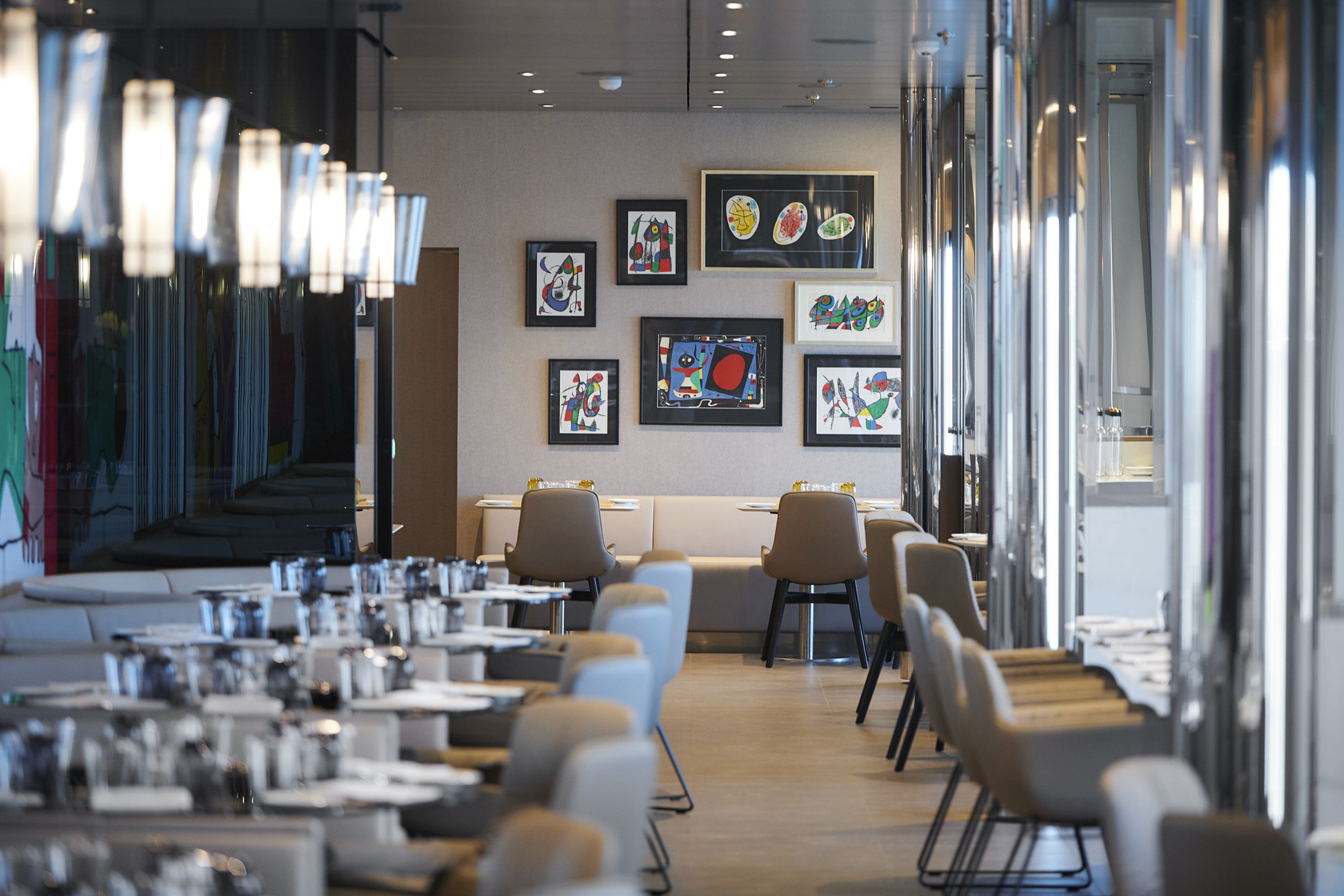 Restaurant des Kreuzfahrtschiffes Scenic Eclipse 2