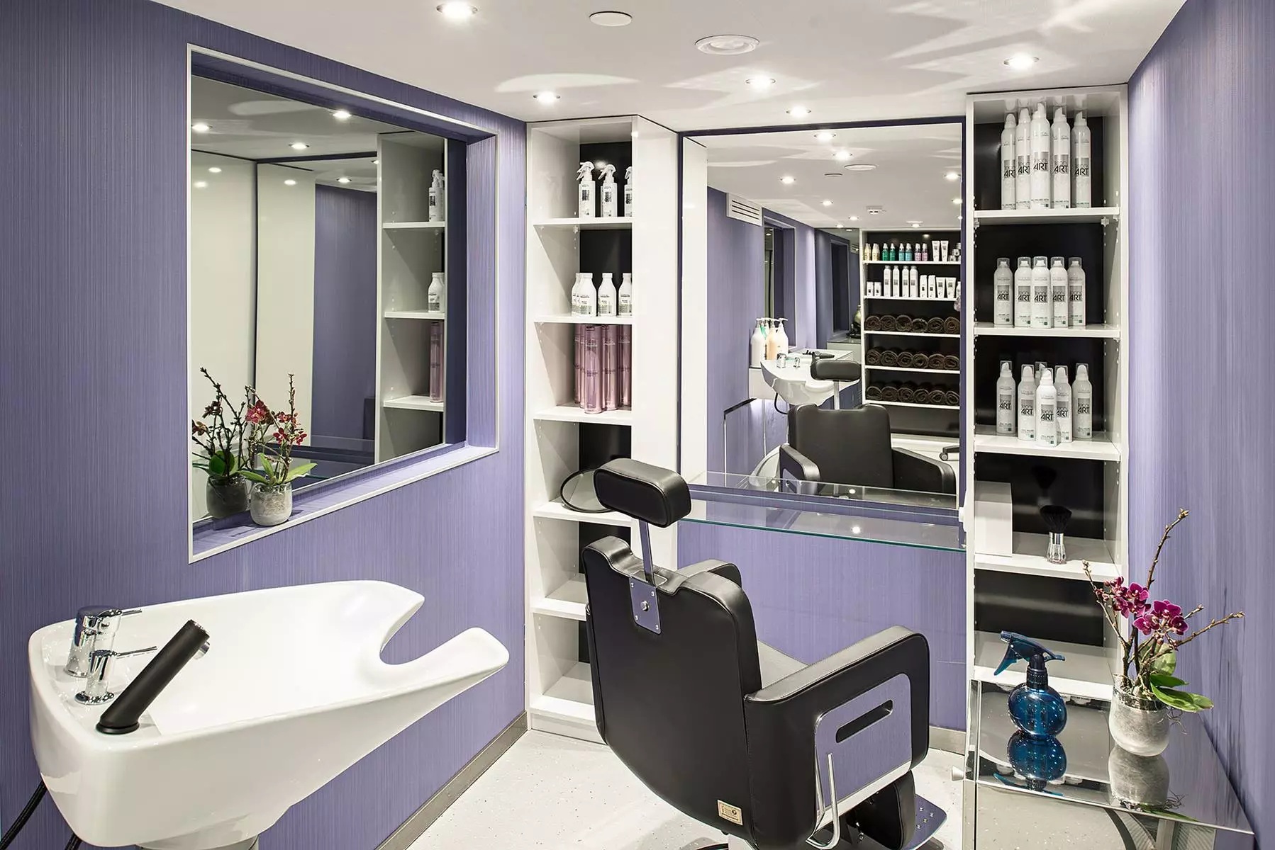 Friseursalon des Kreuzfahrtschiffes Emerald Sky