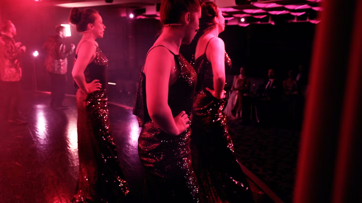Tanzshow des Kreuzfahrtschiffes Silver Nova