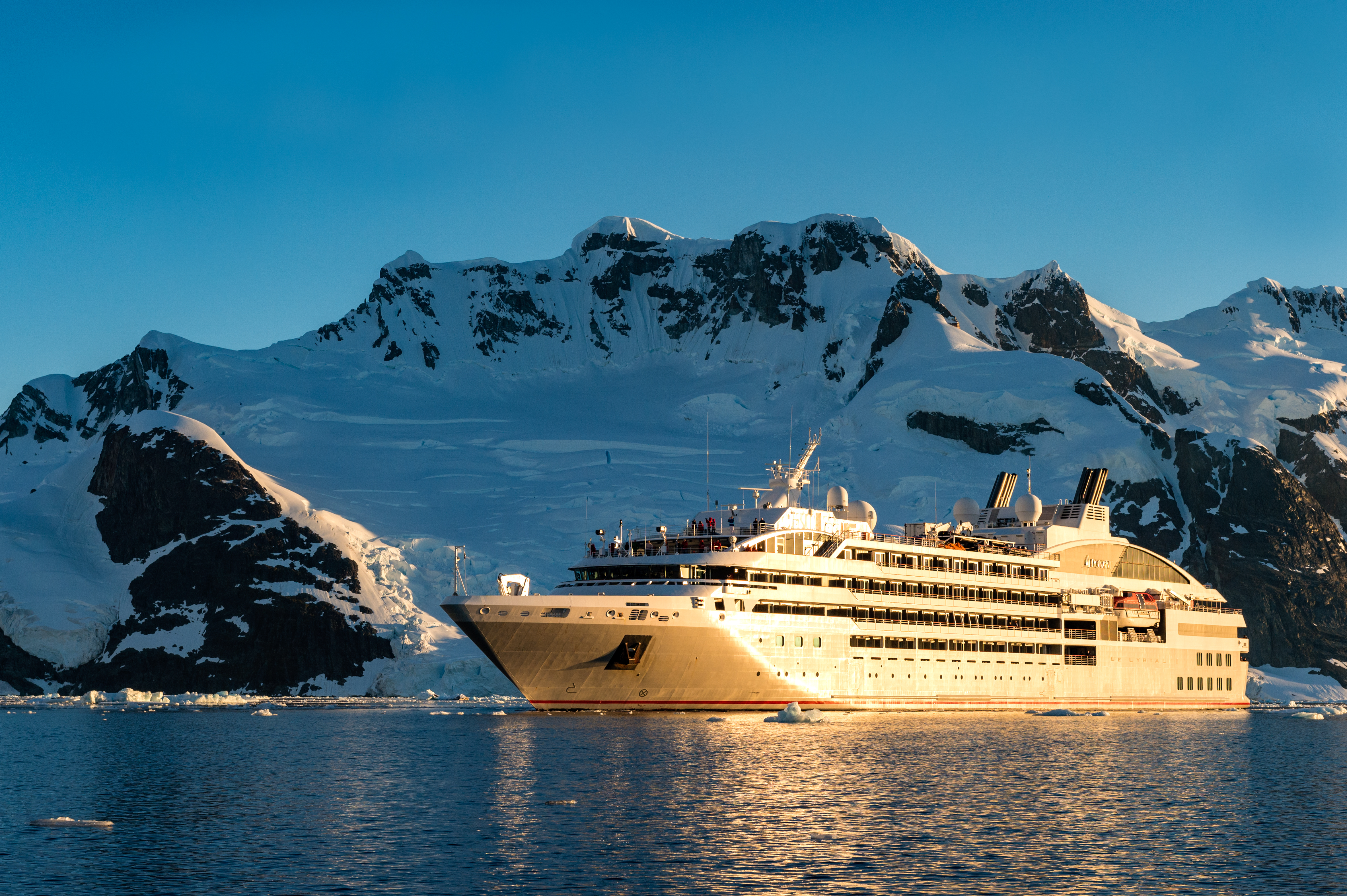 Le Lyrial Schiff
