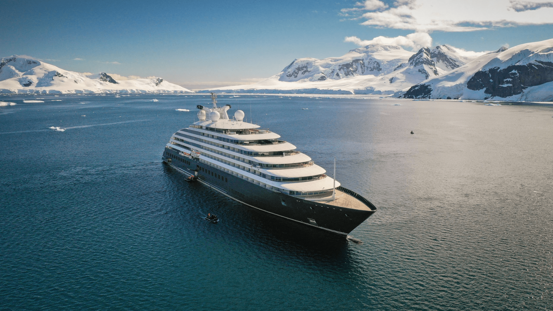 Scenic Eclipse II Schiff