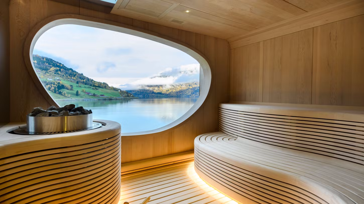 Sauna mit Meerblick des Kreuzfahrtschiffes Le Bougainville