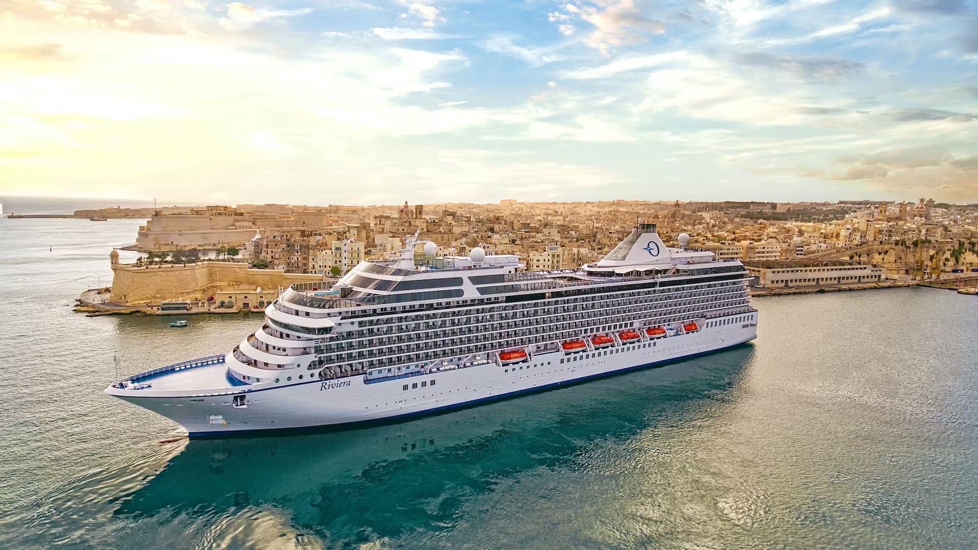 Oceania Riviera Schiff