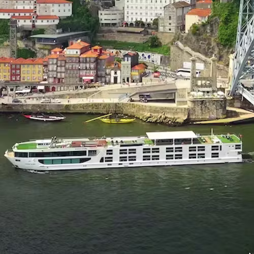 Scenic Azure Kreuzfahrtschiff