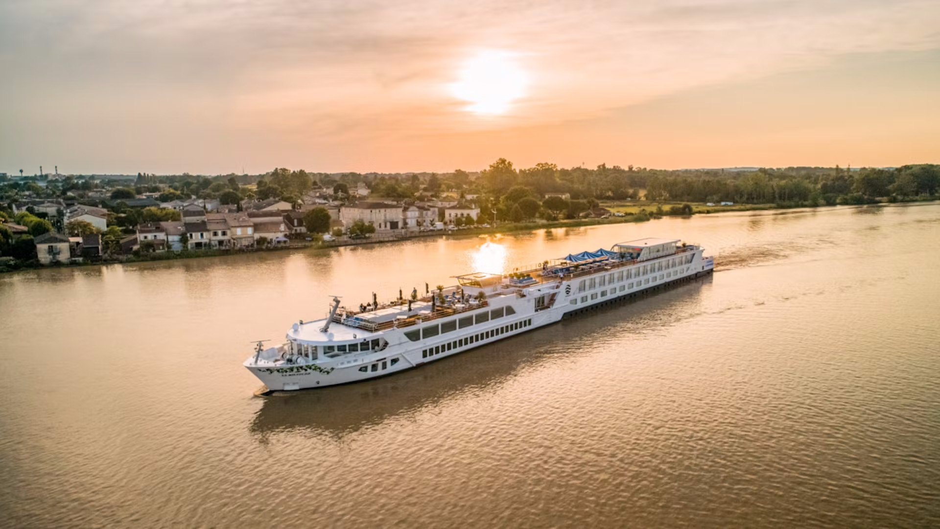 S.S. Bon Voyage Kreuzfahrtschiff