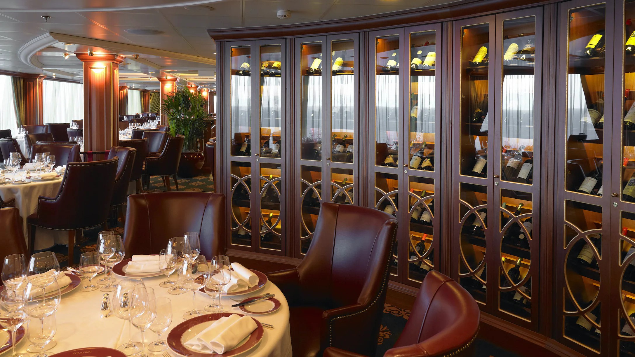 Restaurant des Kreuzfahrtschiffes Marina