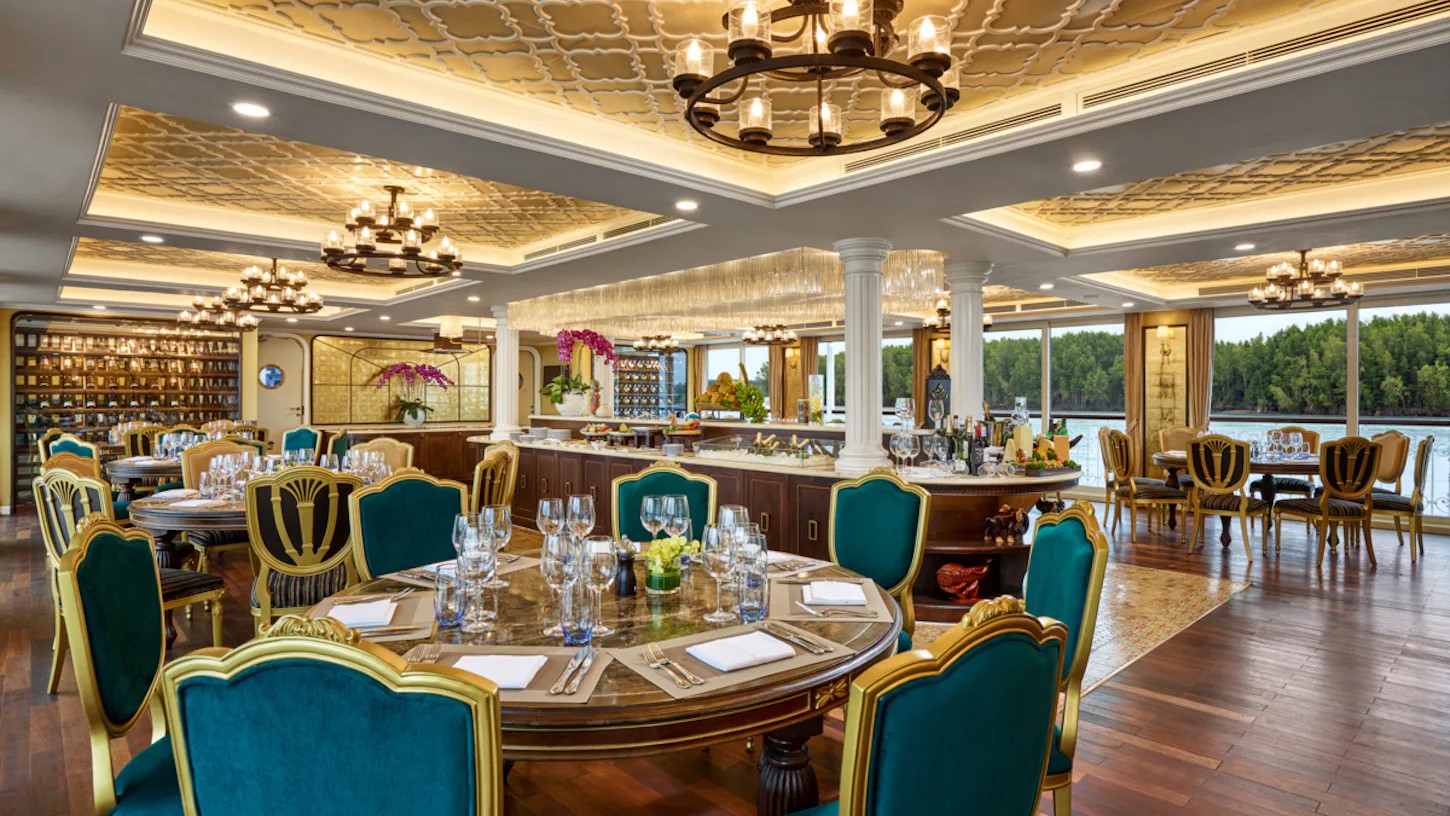 Restaurant des Flusskreuzfahrtschiffes Mekong Jewel