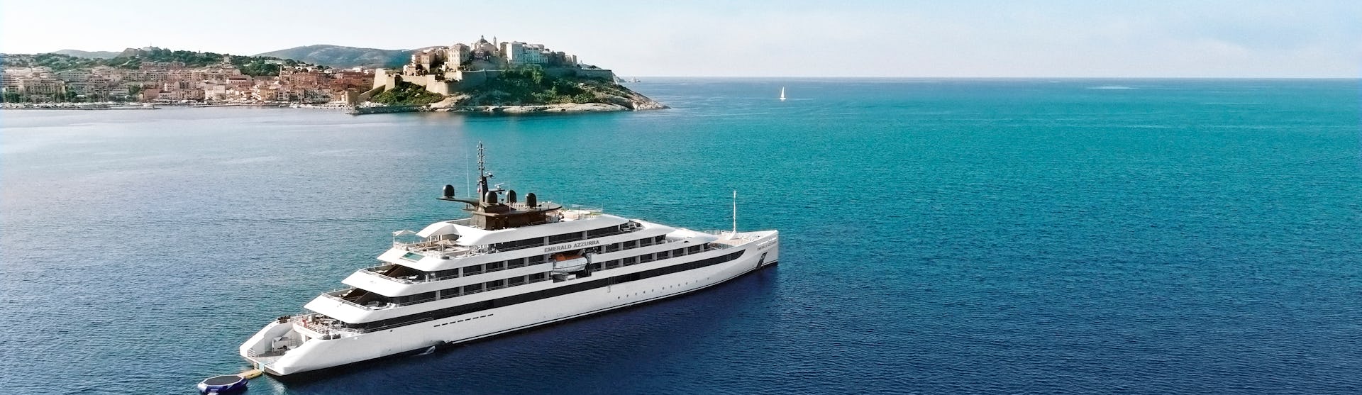 Emerald Azzurra