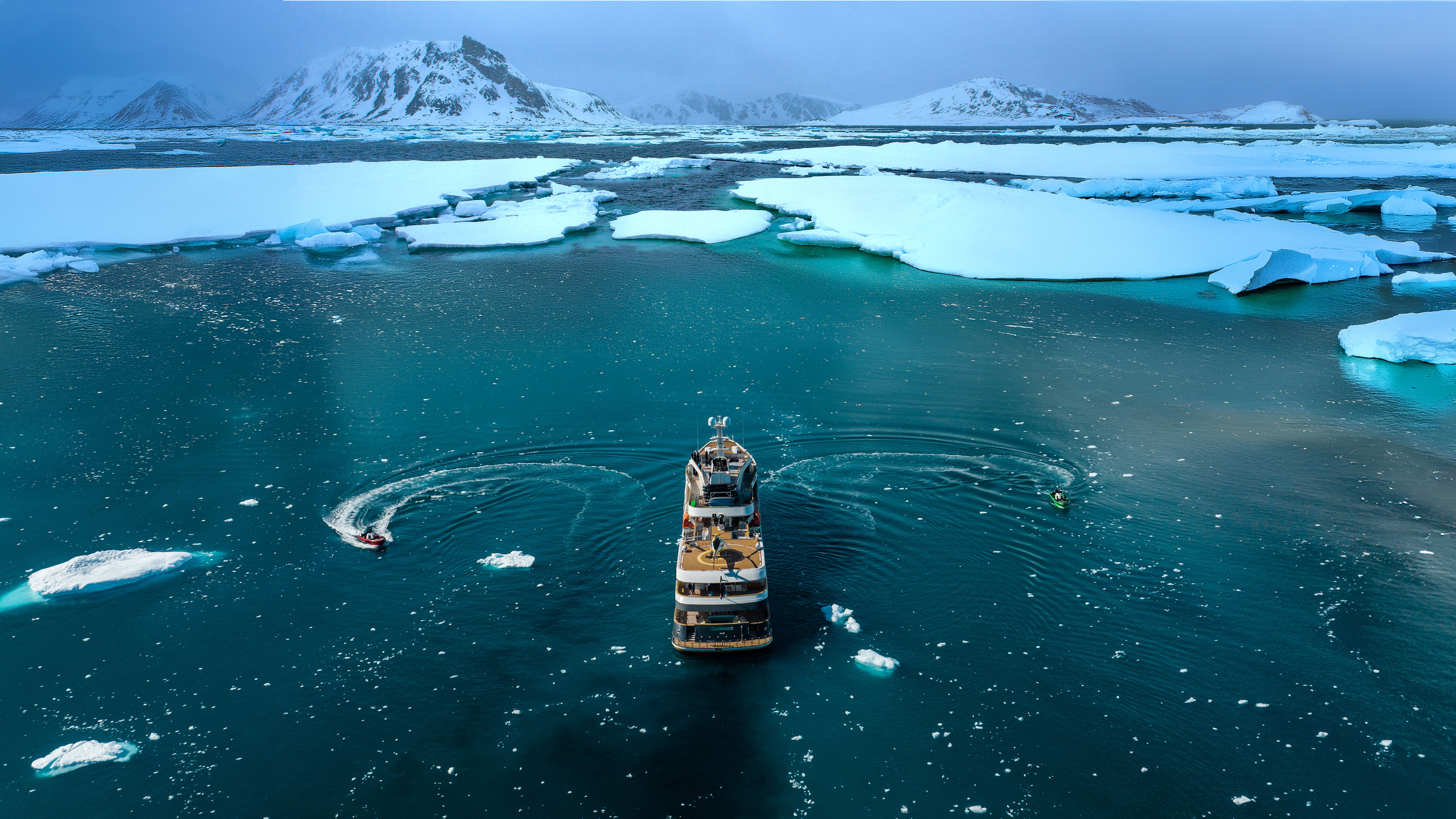 Aqua Expeditions