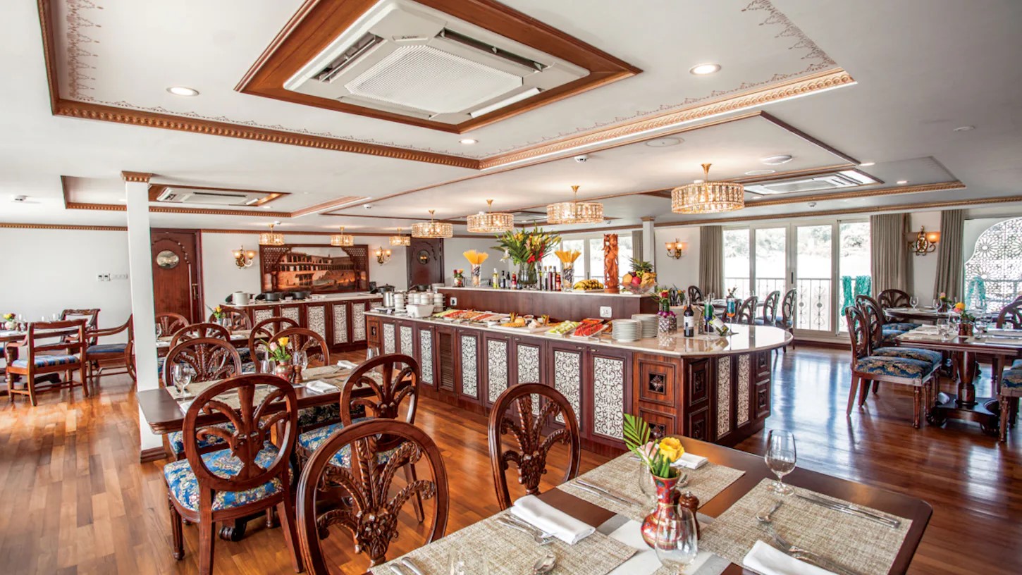 East India Restaurant des Kreuzfahrtschiffes Ganges Voyager II