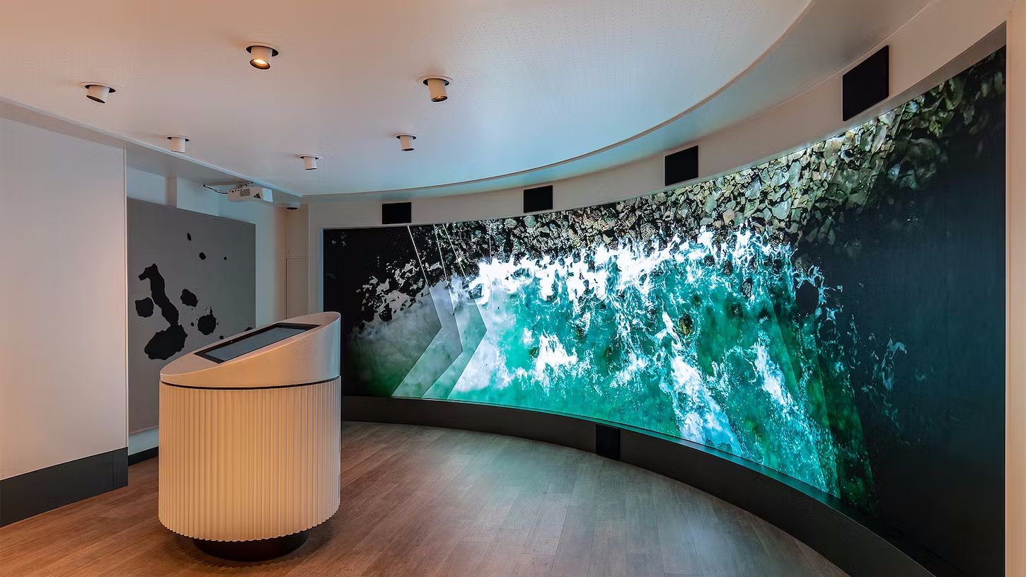 Explorer Lounge des Kreuzfahrtschiffes Silver Origin